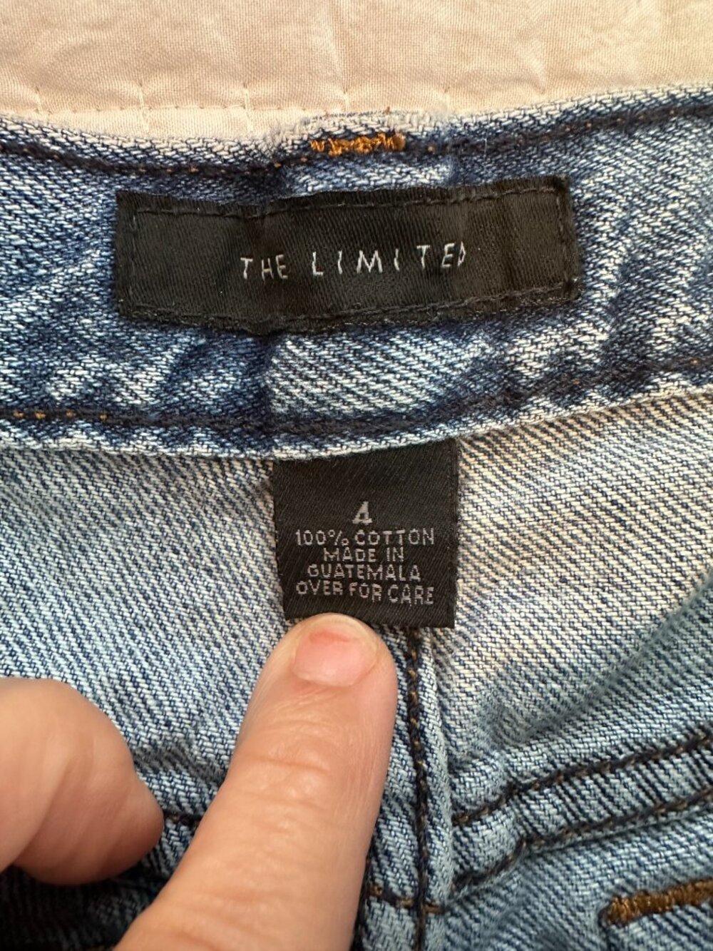 Y2K The Limited Cutoff Jean shorts sz 4 Small - Picture 3 of 5